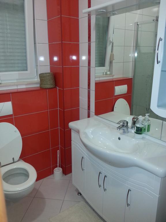 Apartment Lara Iva トロギール 部屋 写真